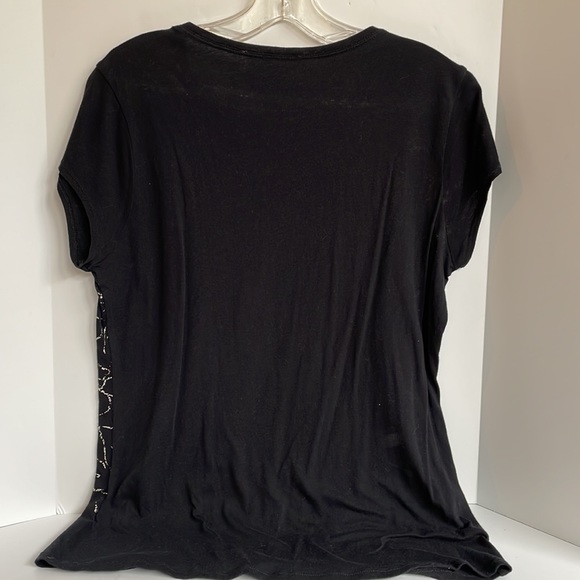 Tahari floral metallic front scoop neck super soft tee shirt size large - Picture 4 of 6